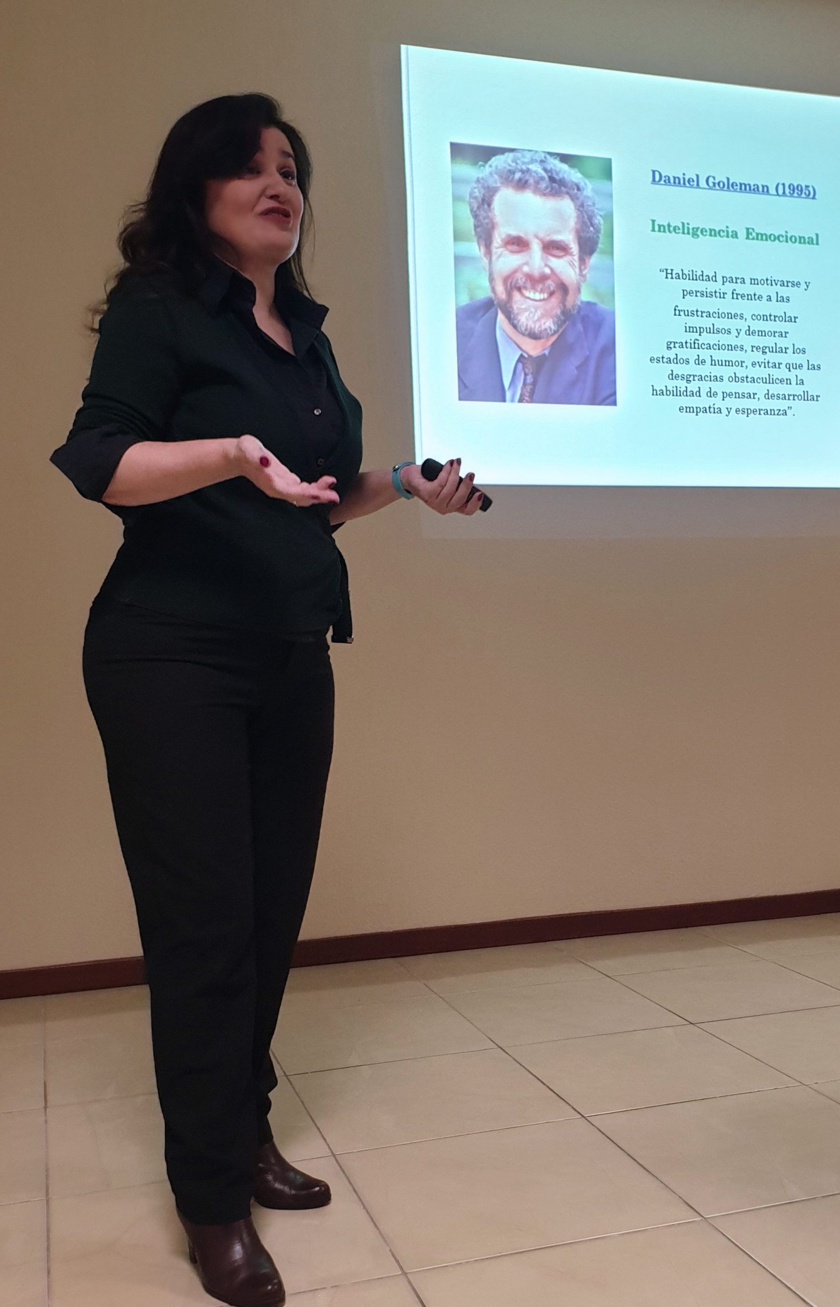 Charla Rosa Borra?s